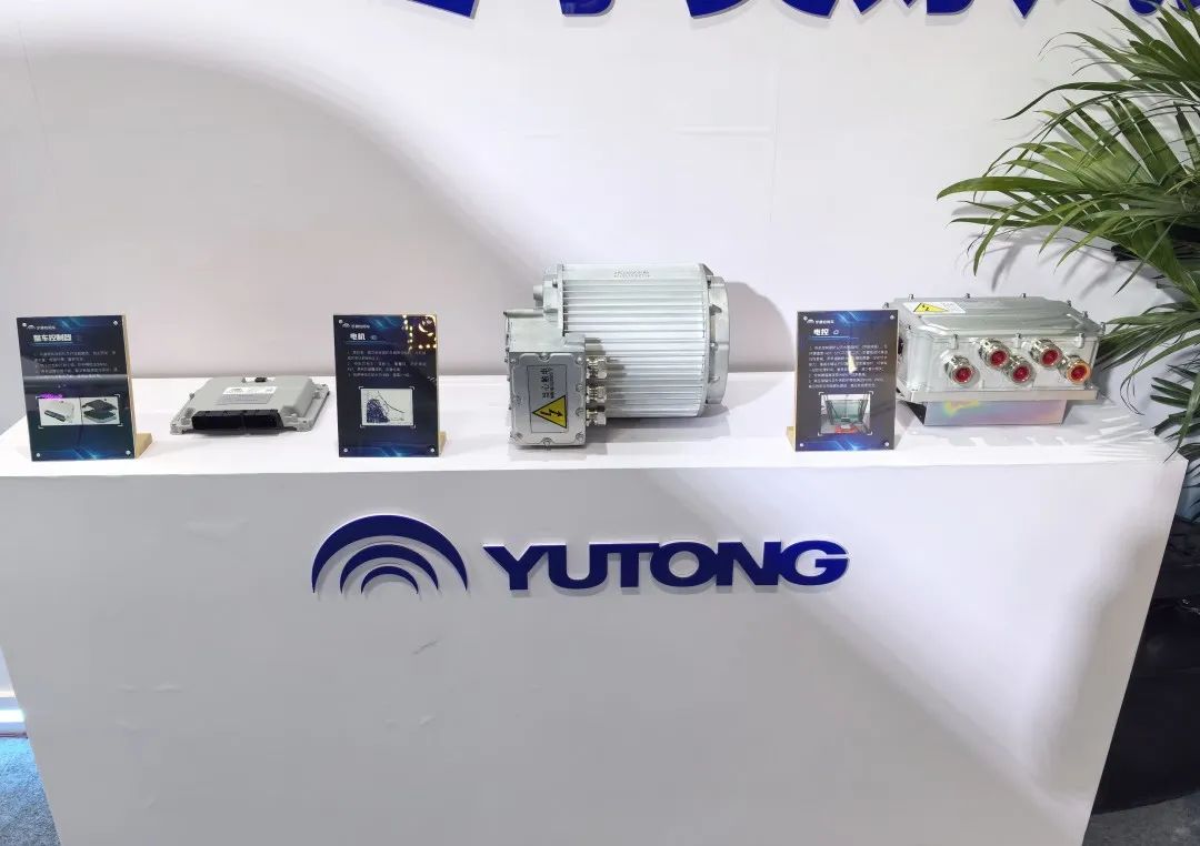 宇通觀光車亮相2024中國(guó)（北京）國(guó)際游樂(lè)設(shè)施設(shè)備博覽會(huì)，助力景區(qū)高質(zhì)量運(yùn)營(yíng)