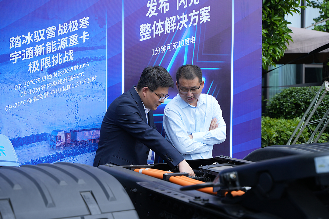 實(shí)力見(jiàn)證 | 宇通重卡現(xiàn)身蓉城，三獎(jiǎng)加冕實(shí)力引領(lǐng)