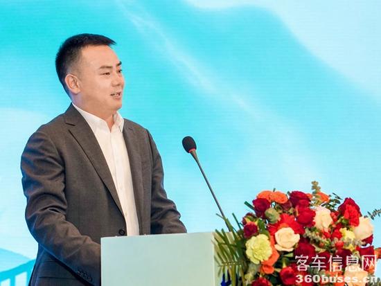 旅游天團(tuán)共聚，宇通國(guó)風(fēng)新車首發(fā)，2024山河萬(wàn)里行貴州起航！