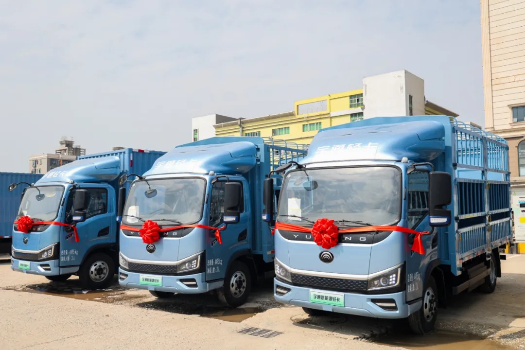 多面開花，多項突破！宇通3月批量大單火熱交付多地