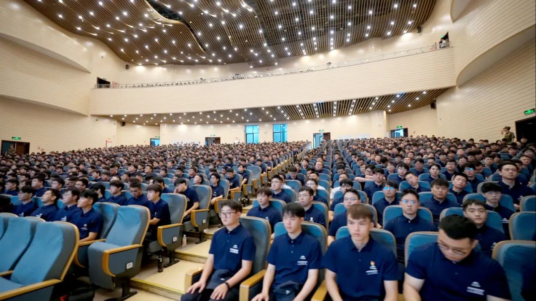 宇通新生有自己的【開(kāi)學(xué)典禮】