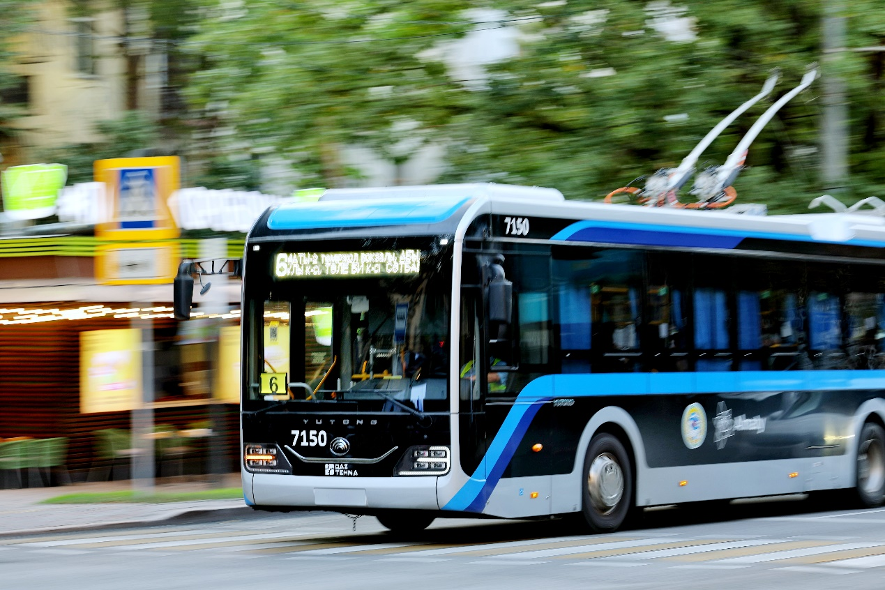 綠色點亮阿拉木圖 宇通攜手中國駐阿拉木圖總領(lǐng)事館共啟低碳出行新篇章
