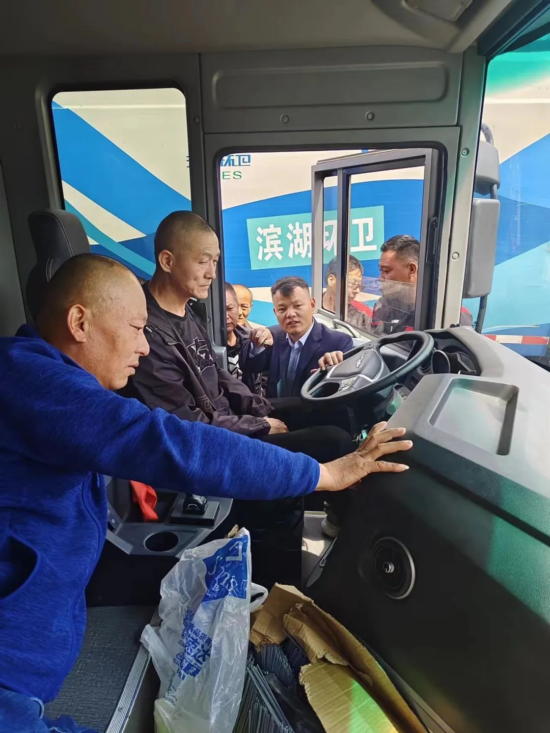 清涼一夏，宇您同行┃宇通環(huán)衛(wèi)2024年空調(diào)巡檢服務(wù)活動(dòng)正式啟動(dòng)